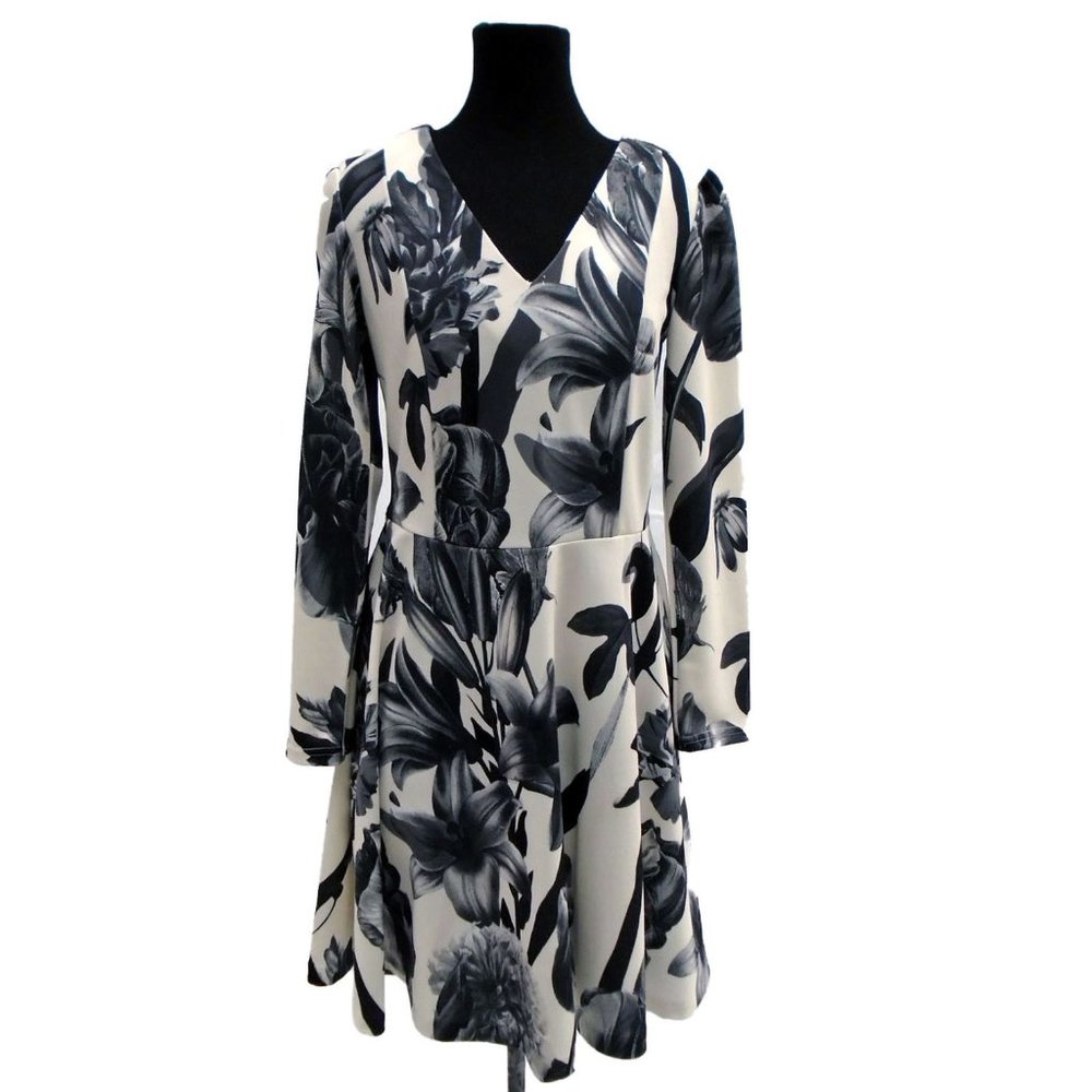 Naoko White & Black Floral A-Line Dress | SZ M
